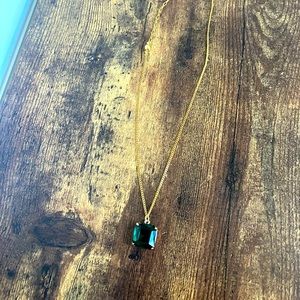 Melania Clara green stone pendant necklace *Barely worn•